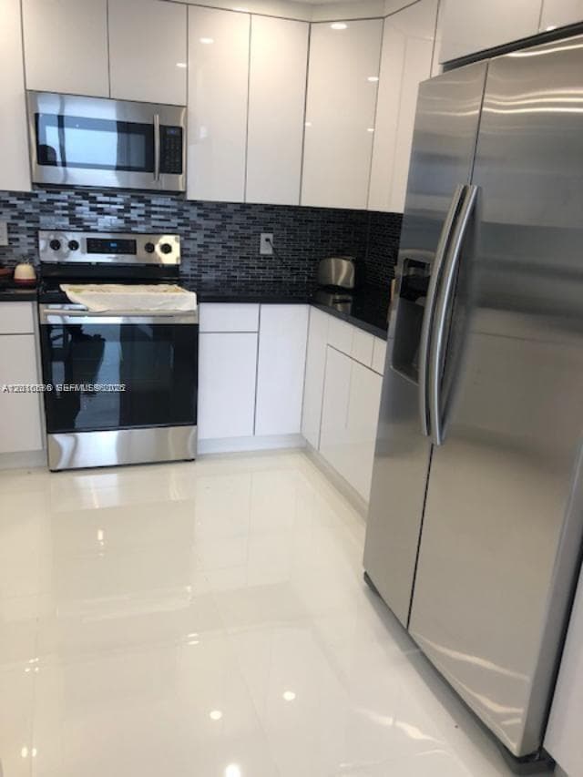 2030 Ocean Dr 1706 photo 22