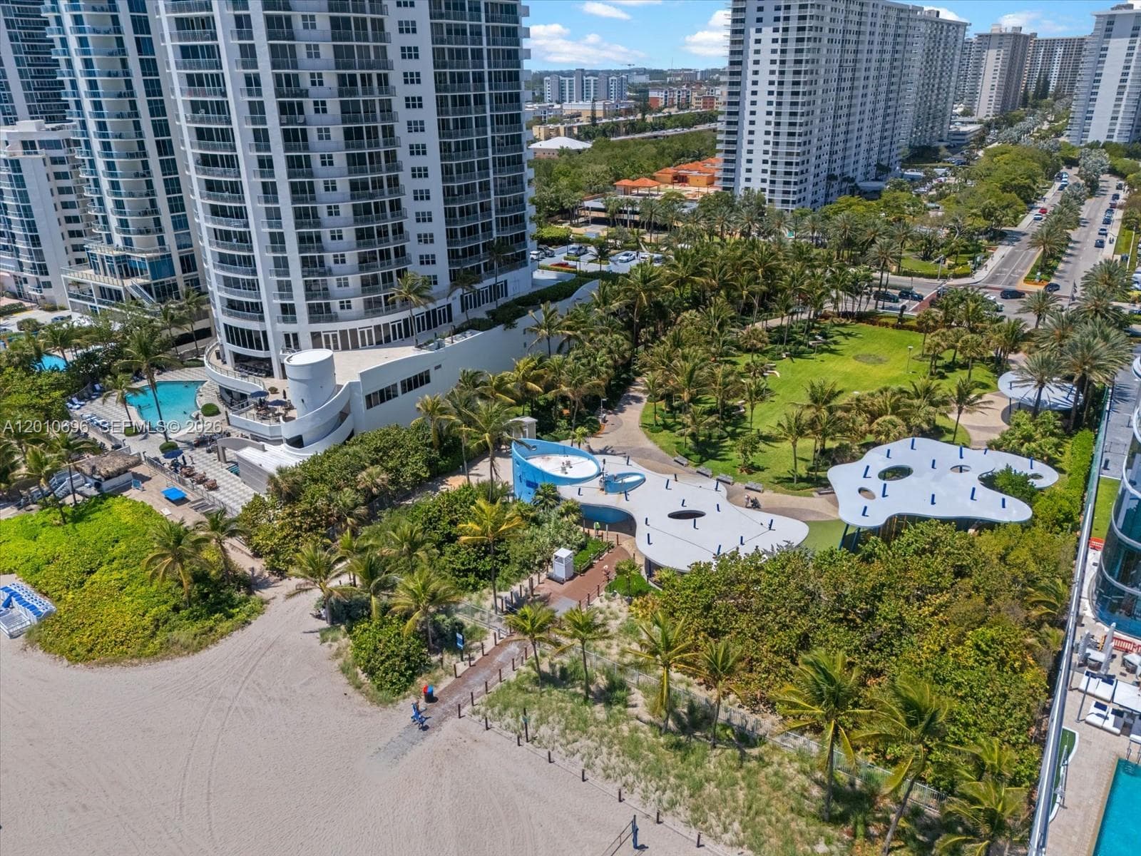 17375 Collins Ave 1508 photo 9