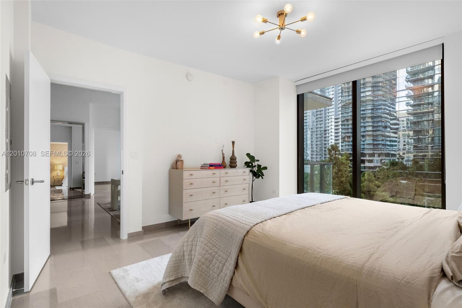 88 7th St 809 photo 12
