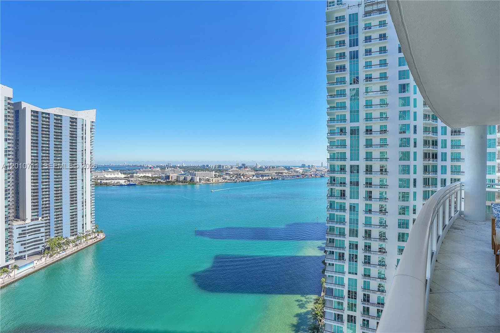 901 Brickell Key Blvd 2807 photo 3