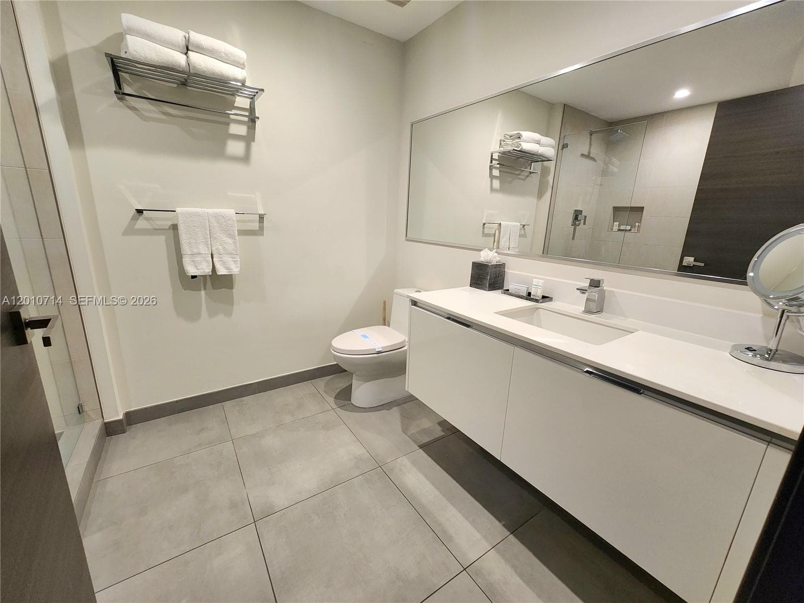 777 Ocean Dr S207 photo 8