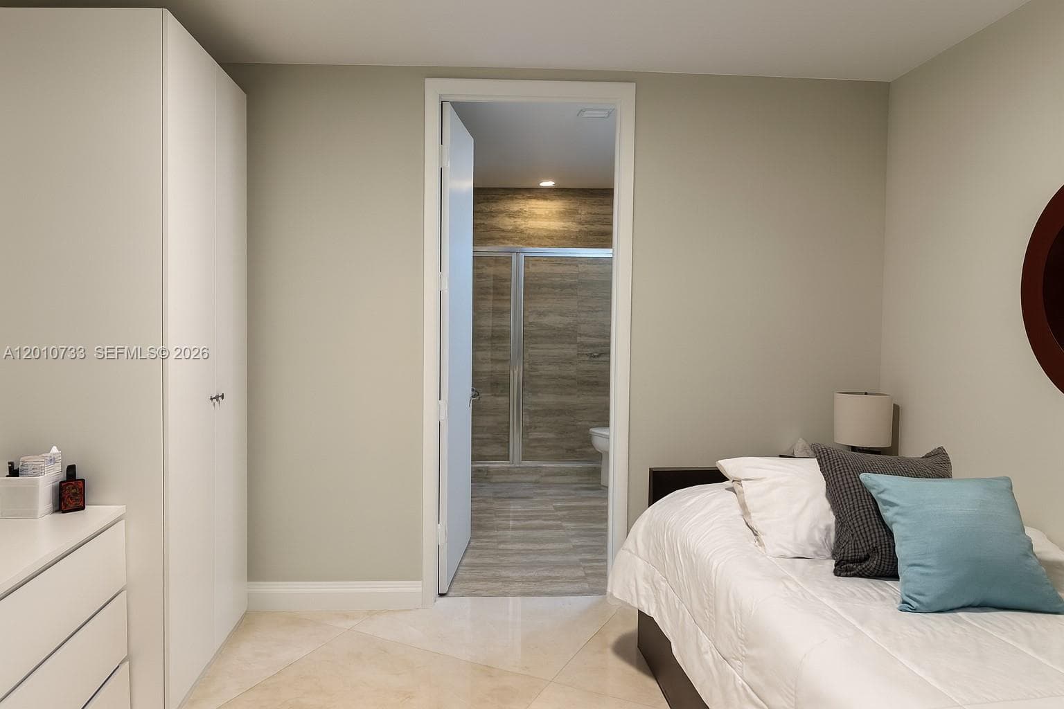 15901 Collins Ave 1203 photo 18