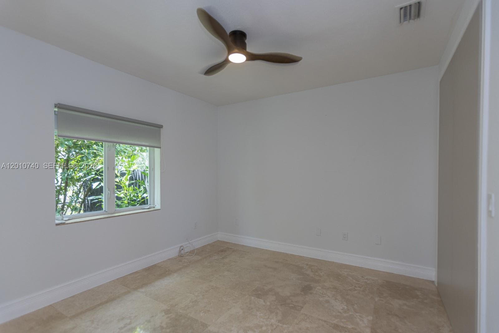 425 Shore Dr photo 23