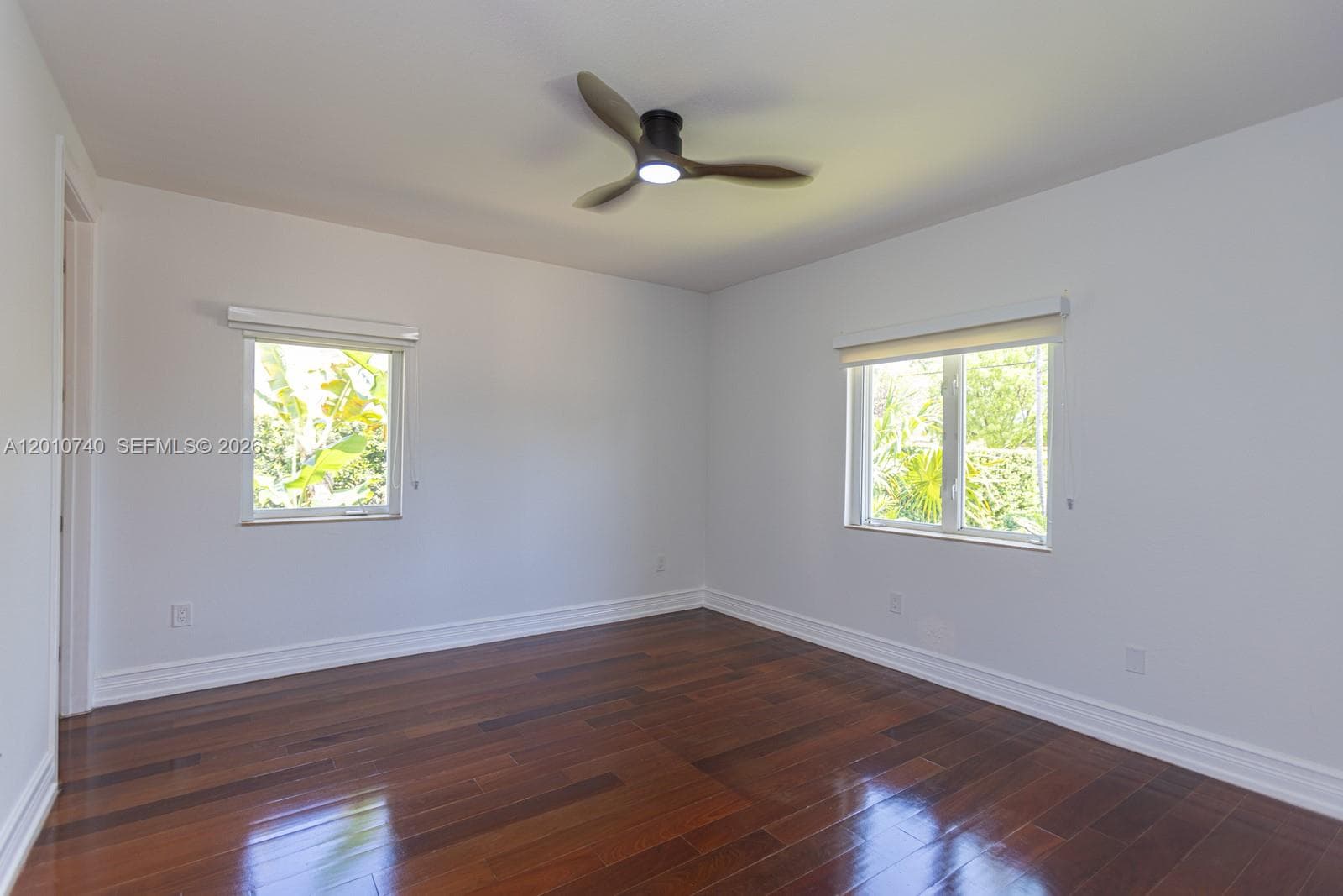 425 Shore Dr photo 16