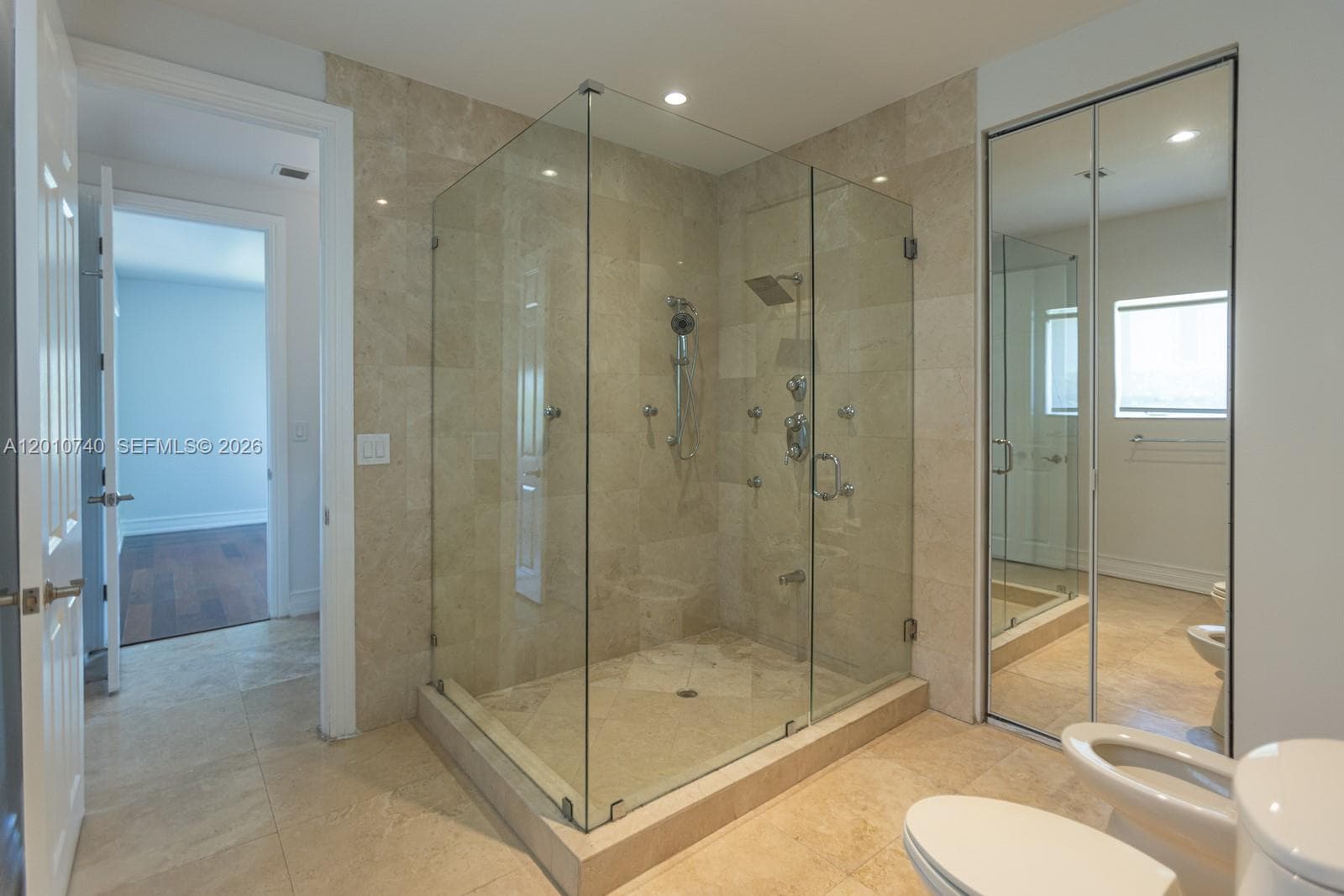 425 Shore Dr photo 12