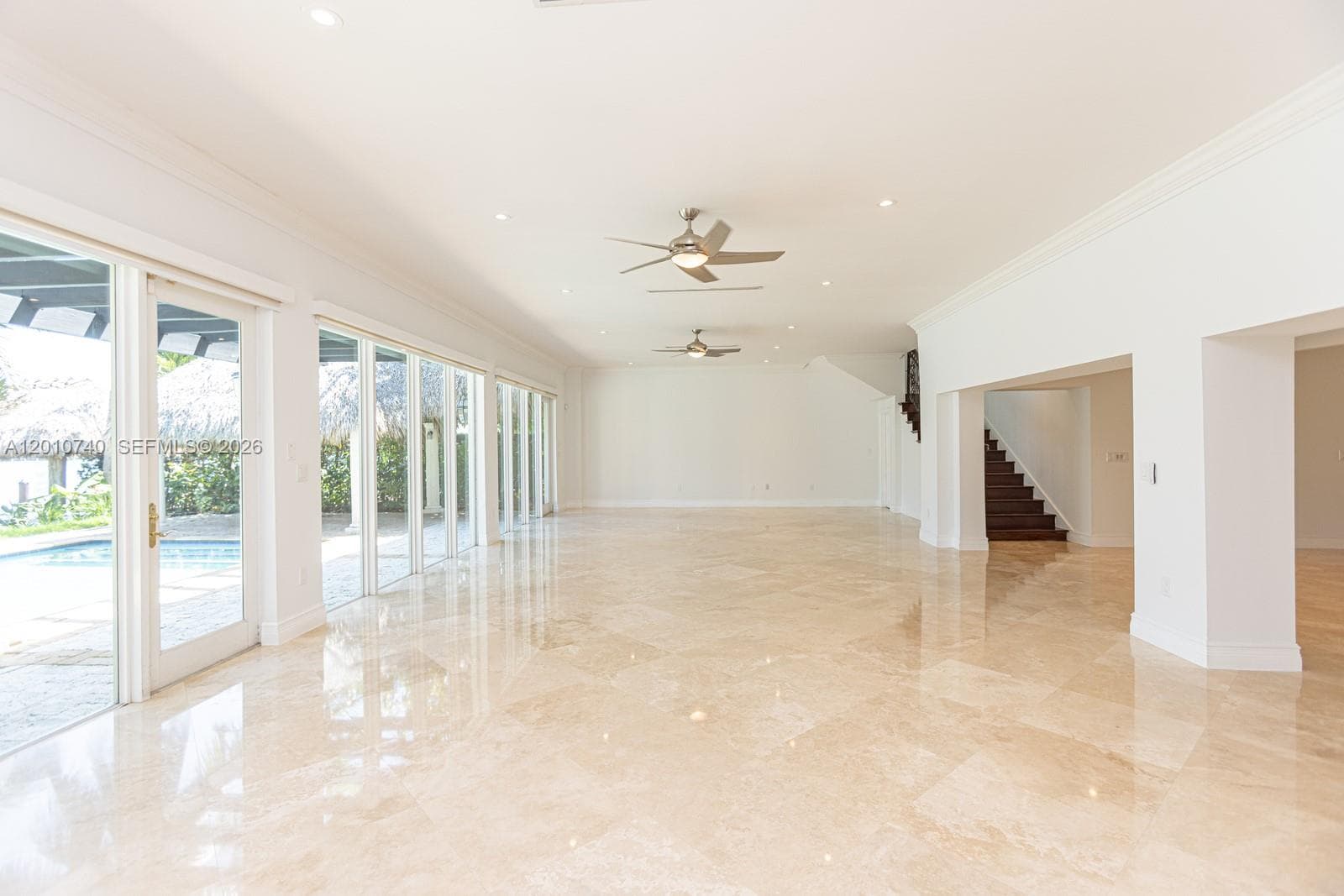 425 Shore Dr photo 15