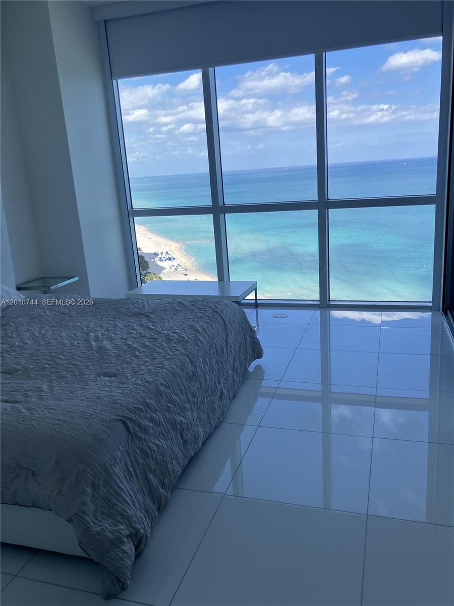18201 Collins Ave 3708 photo 17