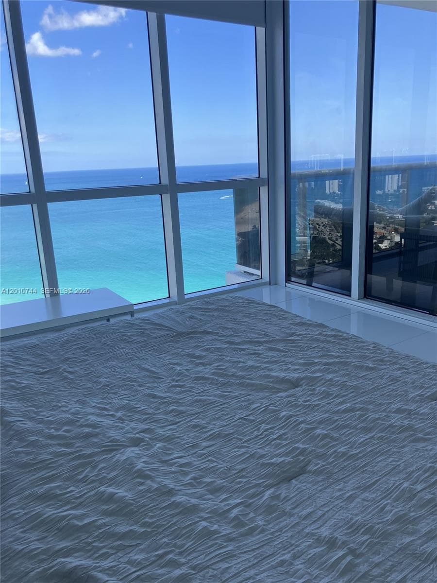18201 Collins Ave 3708 photo 16