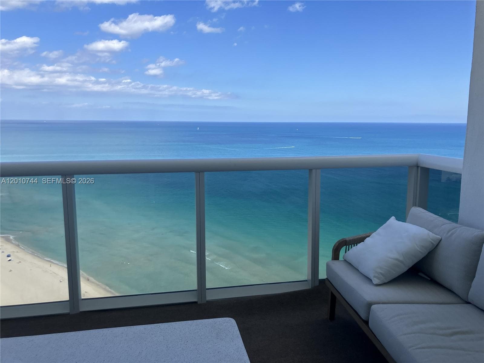 18201 Collins Ave 3708 photo 3