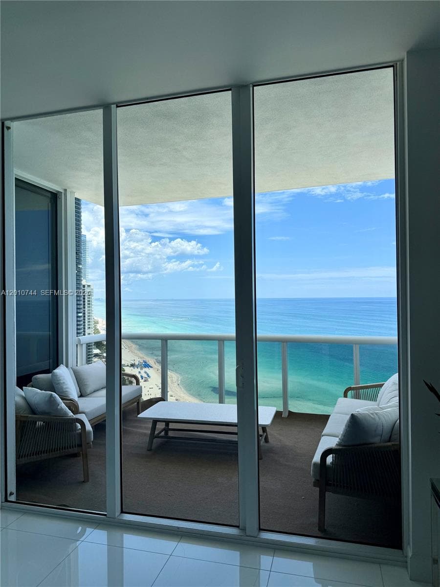 18201 Collins Ave 3708 photo 14