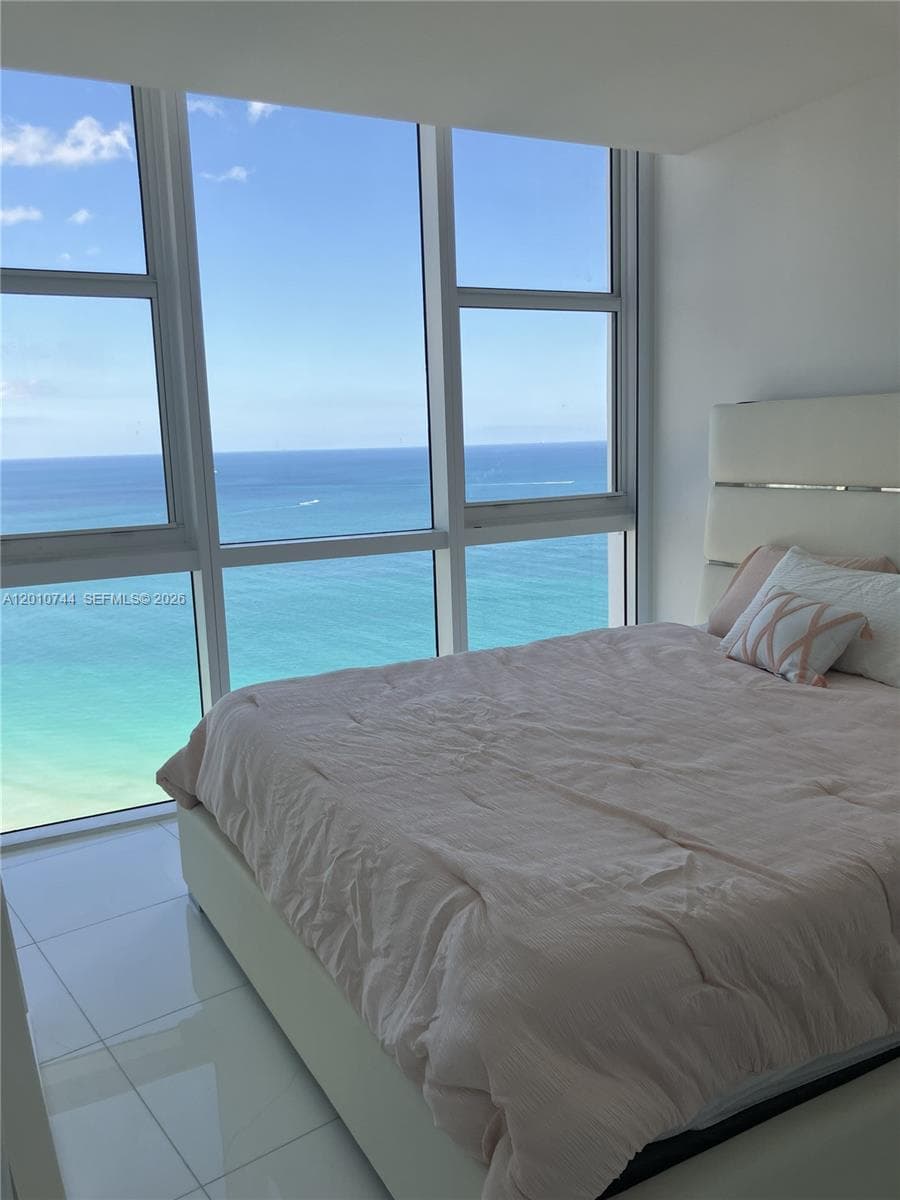 18201 Collins Ave 3708 photo 14