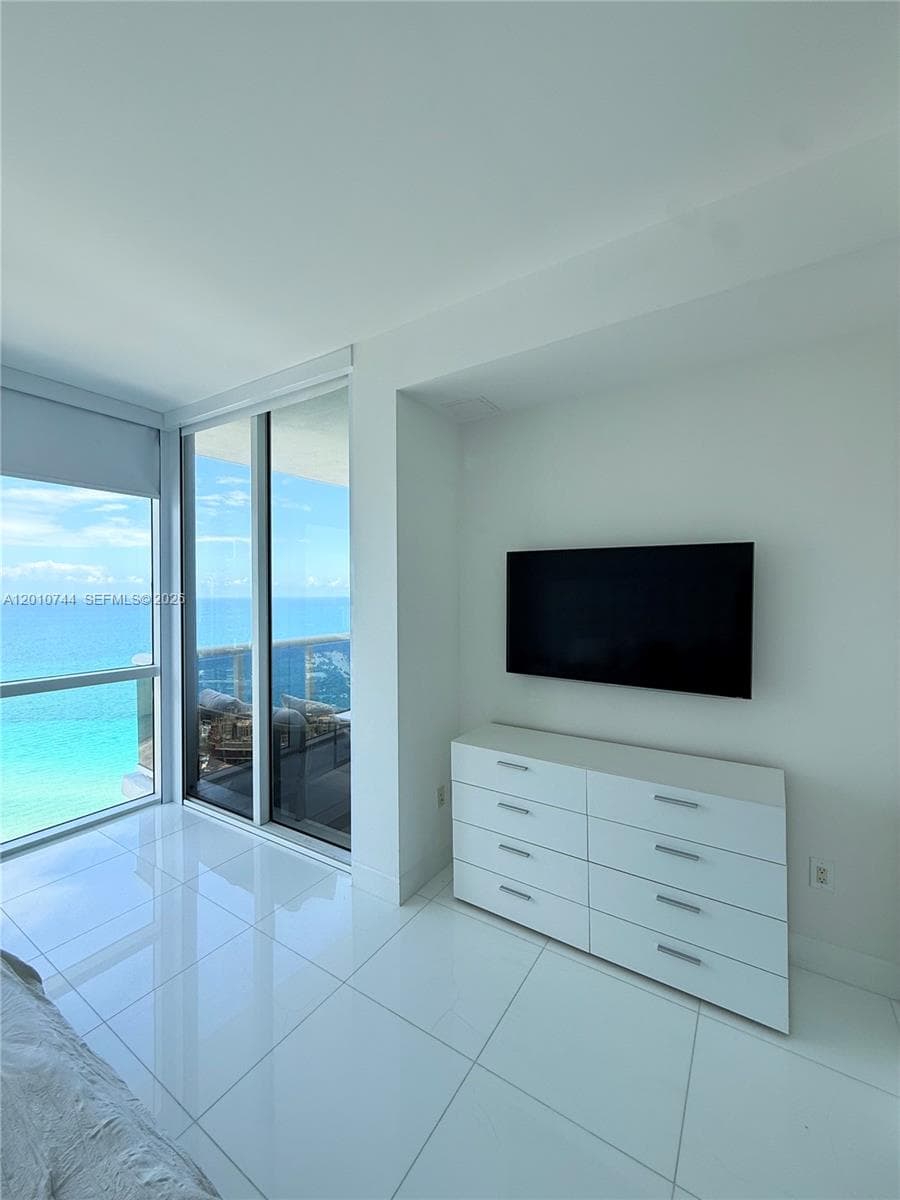 18201 Collins Ave 3708 photo 19