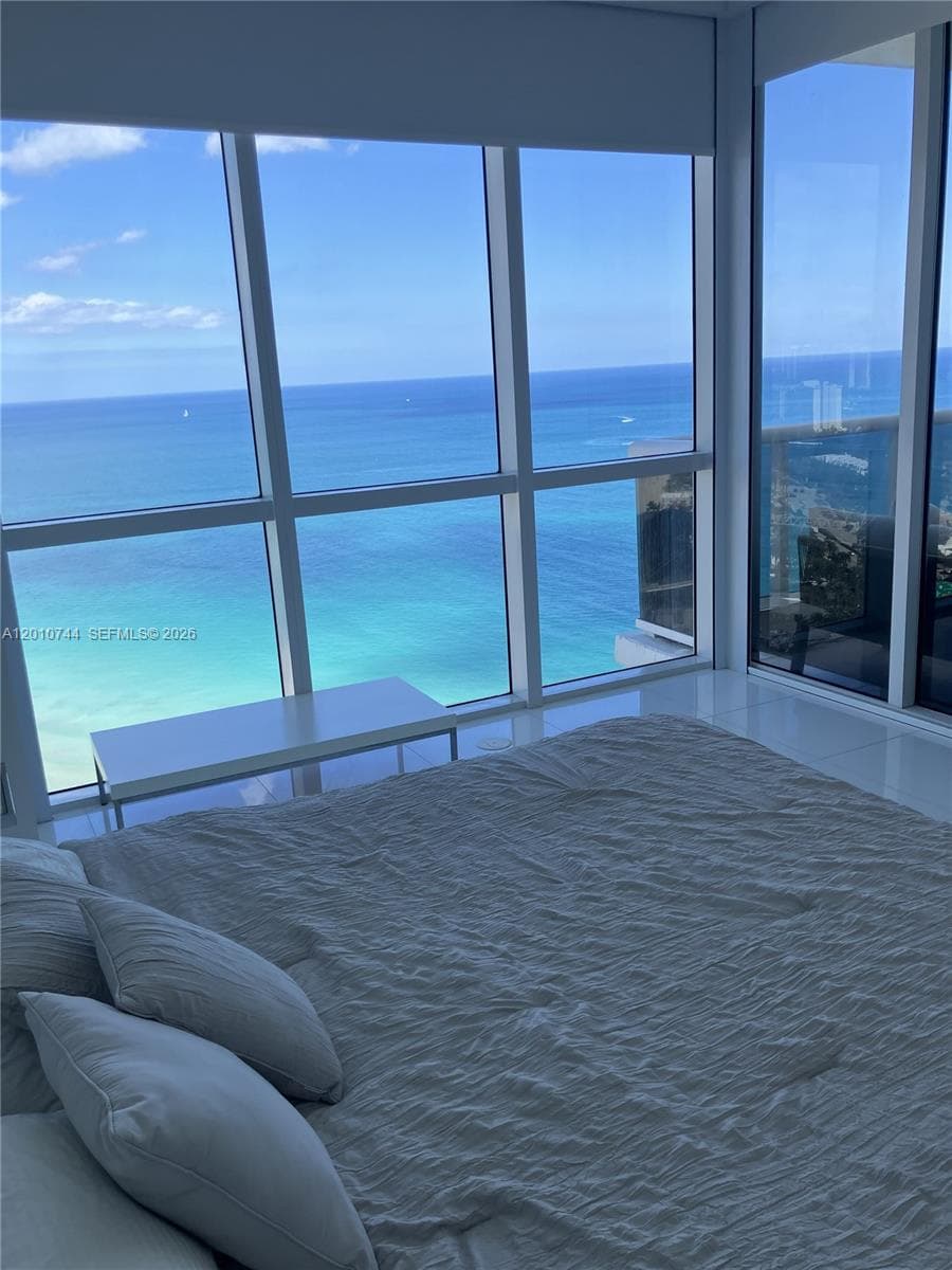 18201 Collins Ave 3708 photo 19