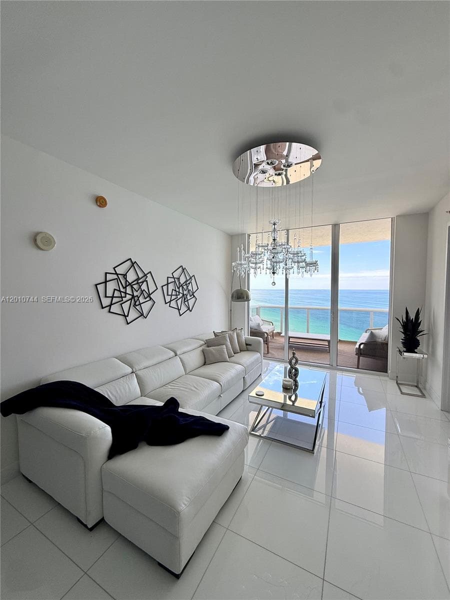 18201 Collins Ave 3708 photo 8