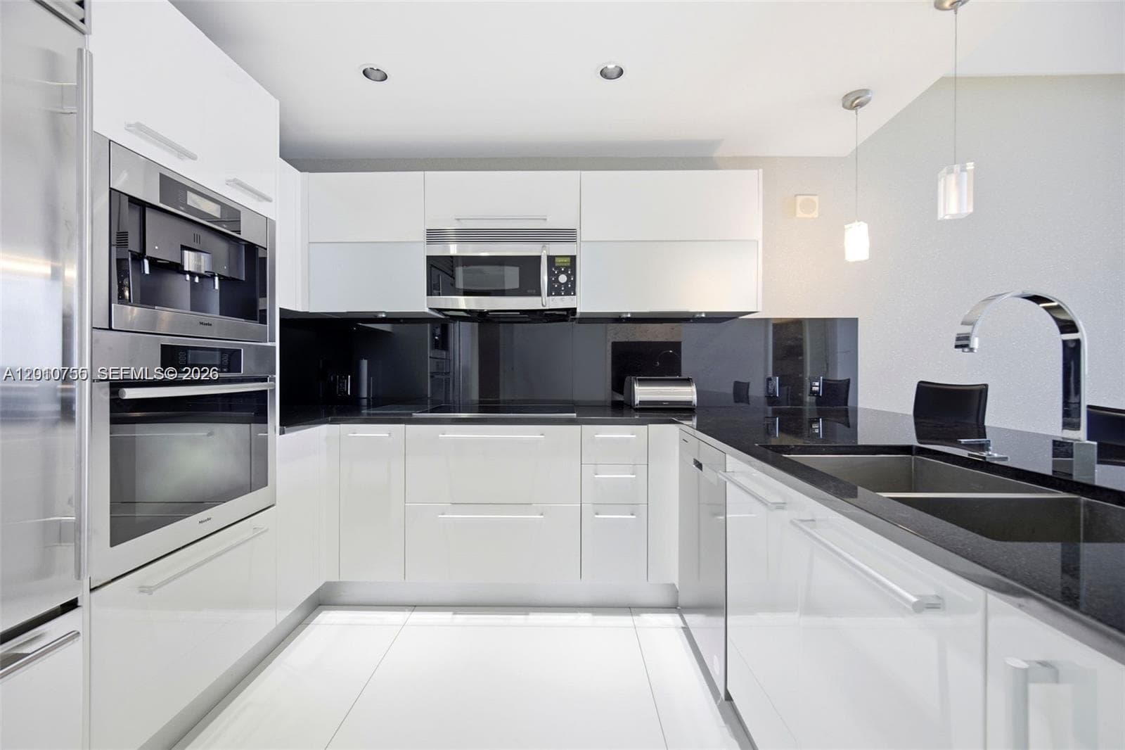 17121 Collins Ave 1606 photo 22