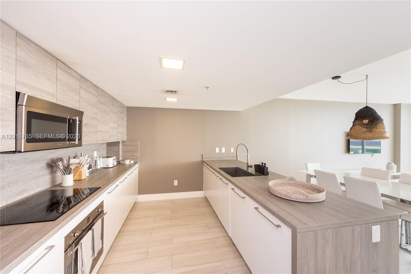 400 Sunny Isles Blvd 1518 photo 12