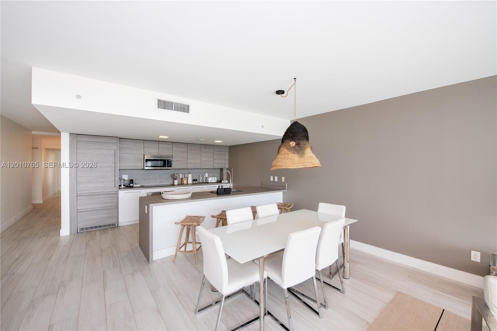 400 Sunny Isles Blvd 1518 photo 9