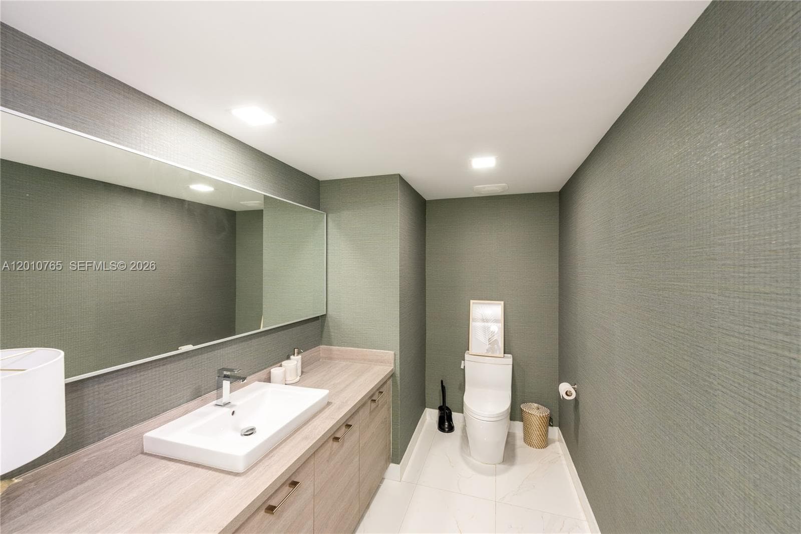 400 Sunny Isles Blvd 1518 photo 14