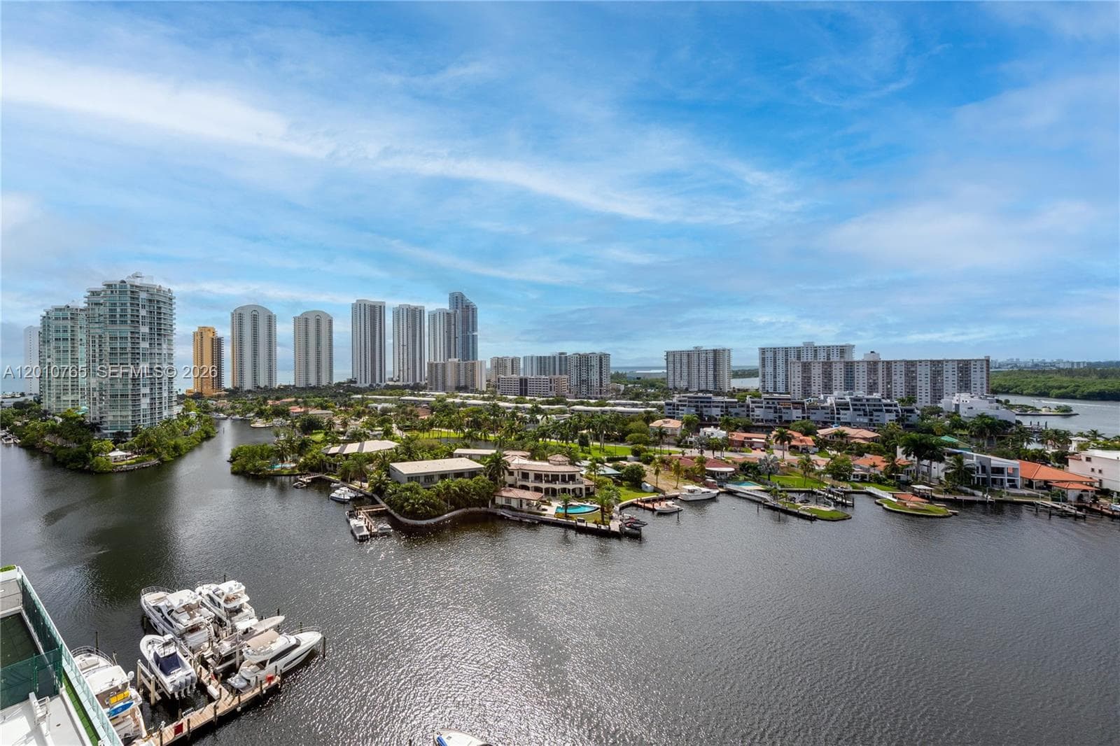 400 Sunny Isles Blvd 1518 photo 4