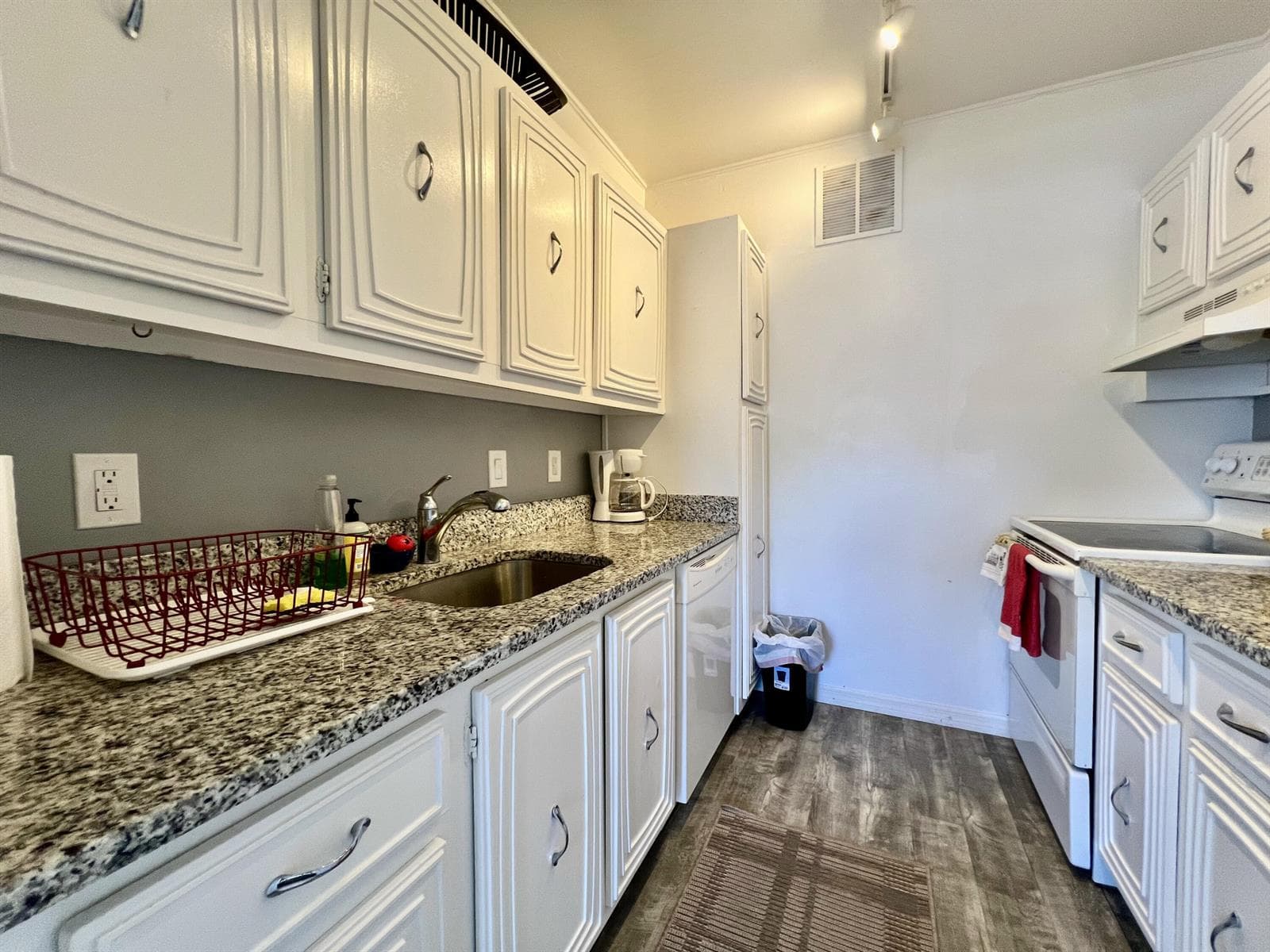 4201 S Ocean Boulevard photo 7