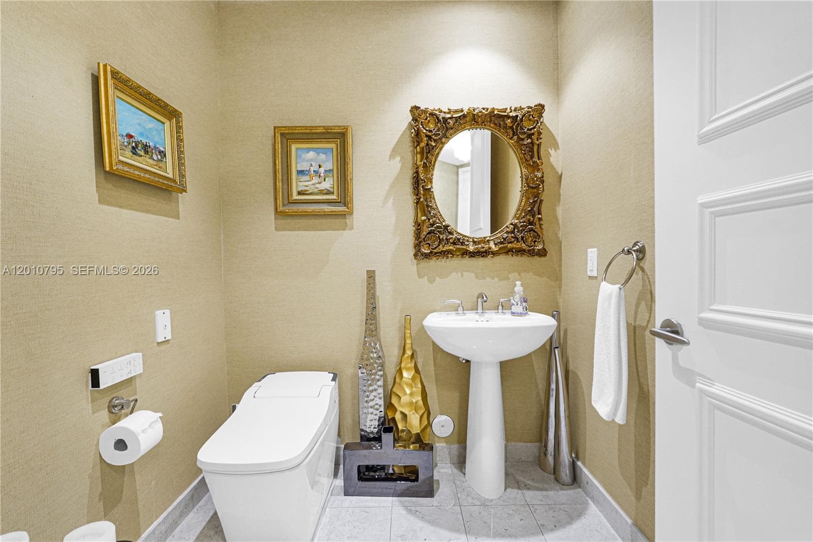 16051 Collins Ave 504 photo 22