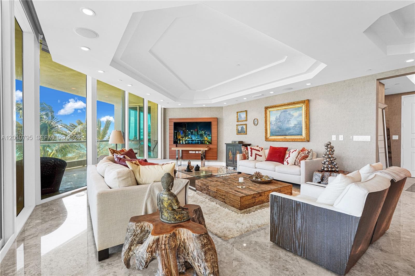 16051 Collins Ave 504 photo 4