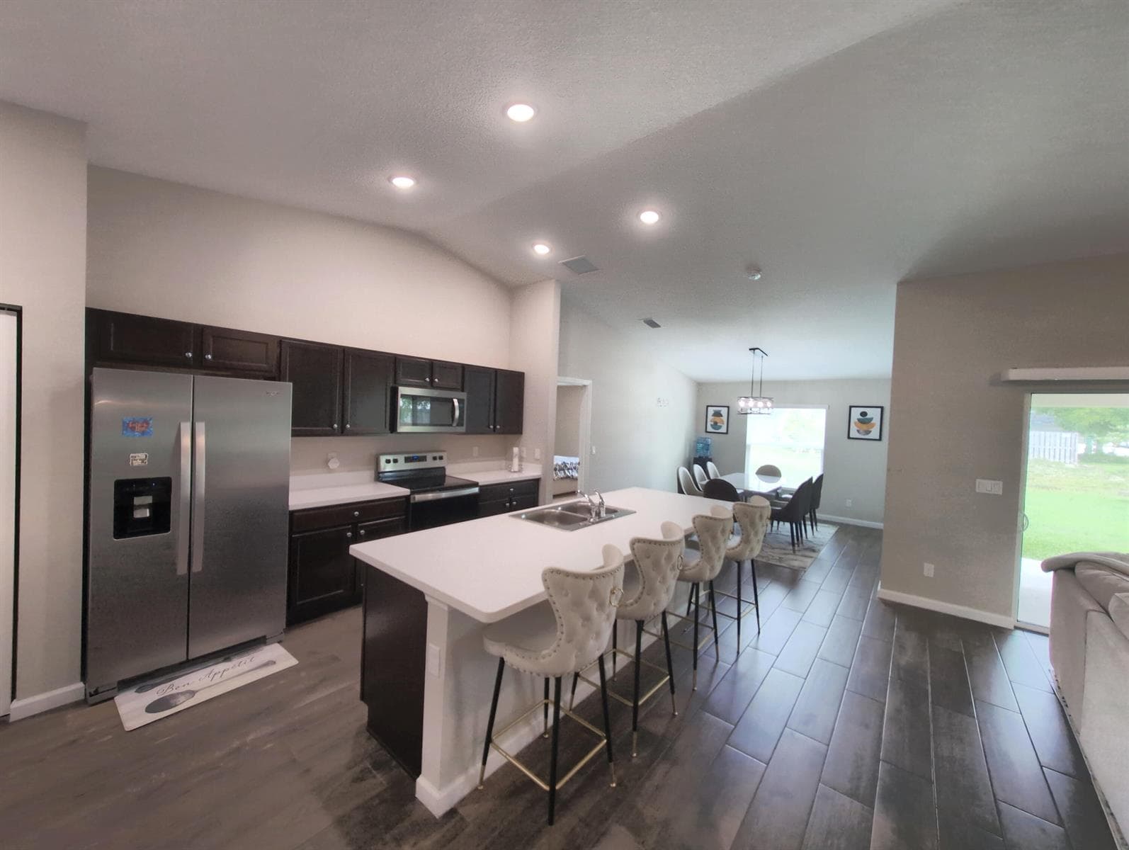 2202 SE Lucaya Street photo 15