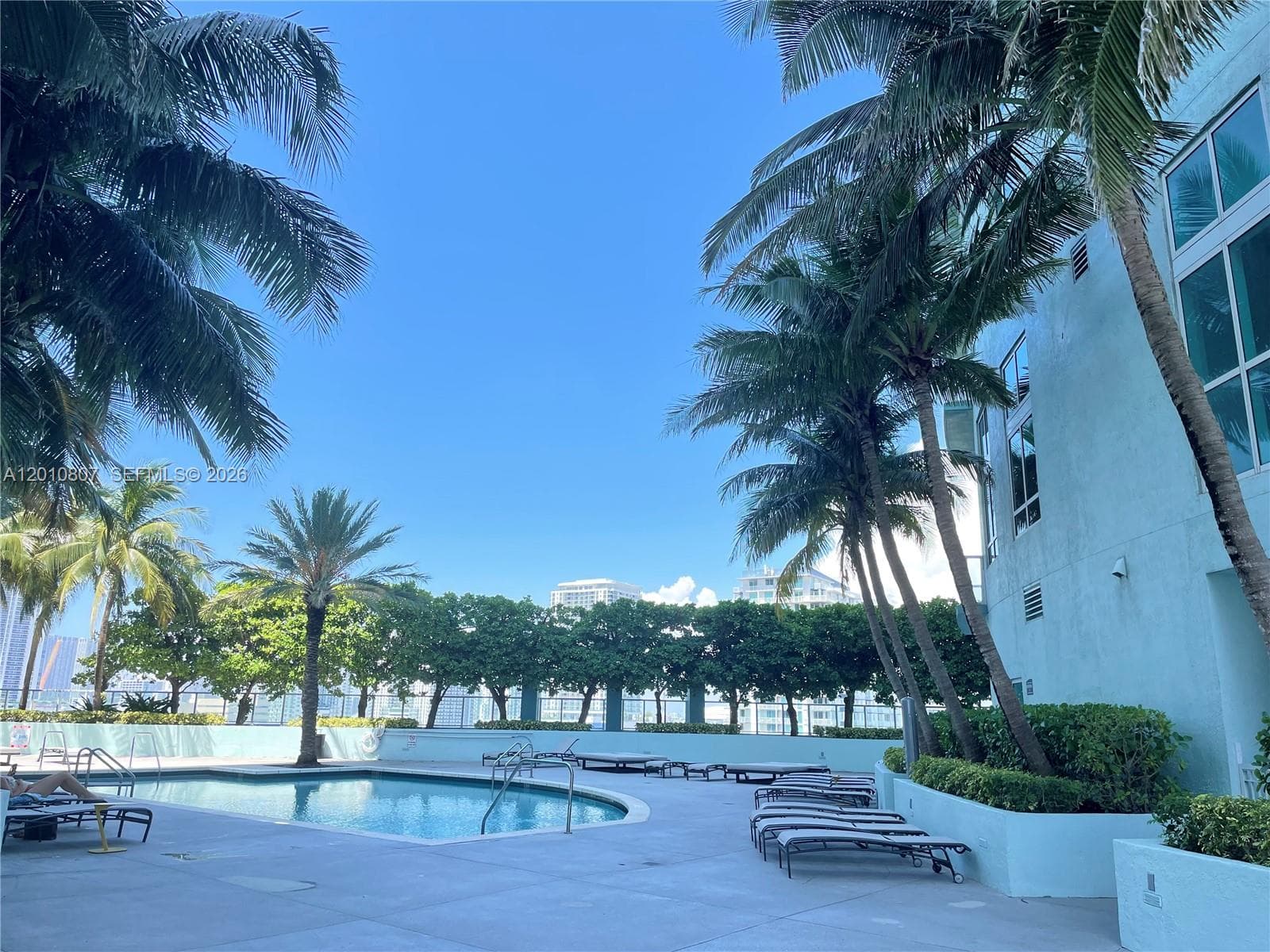 1900 Bayshore Dr 3311 photo 16