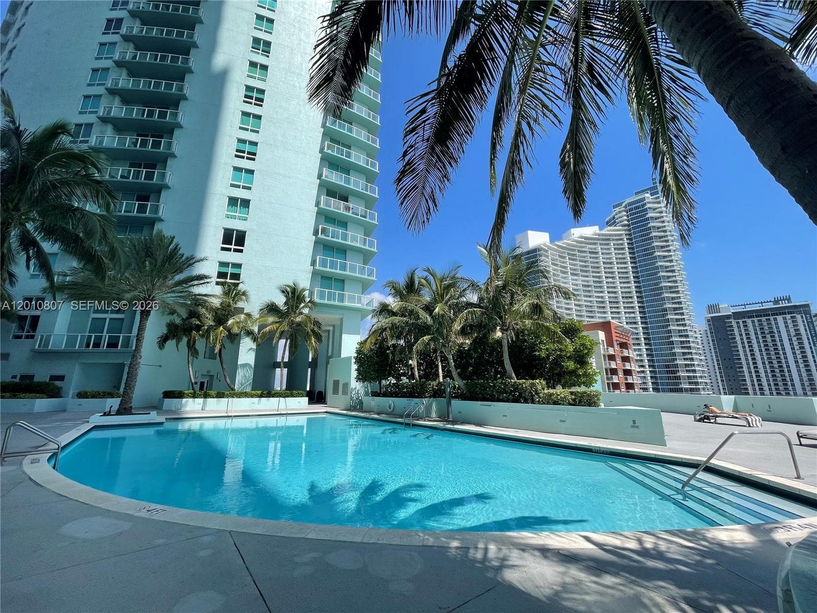 1900 Bayshore Dr 3311 photo 14