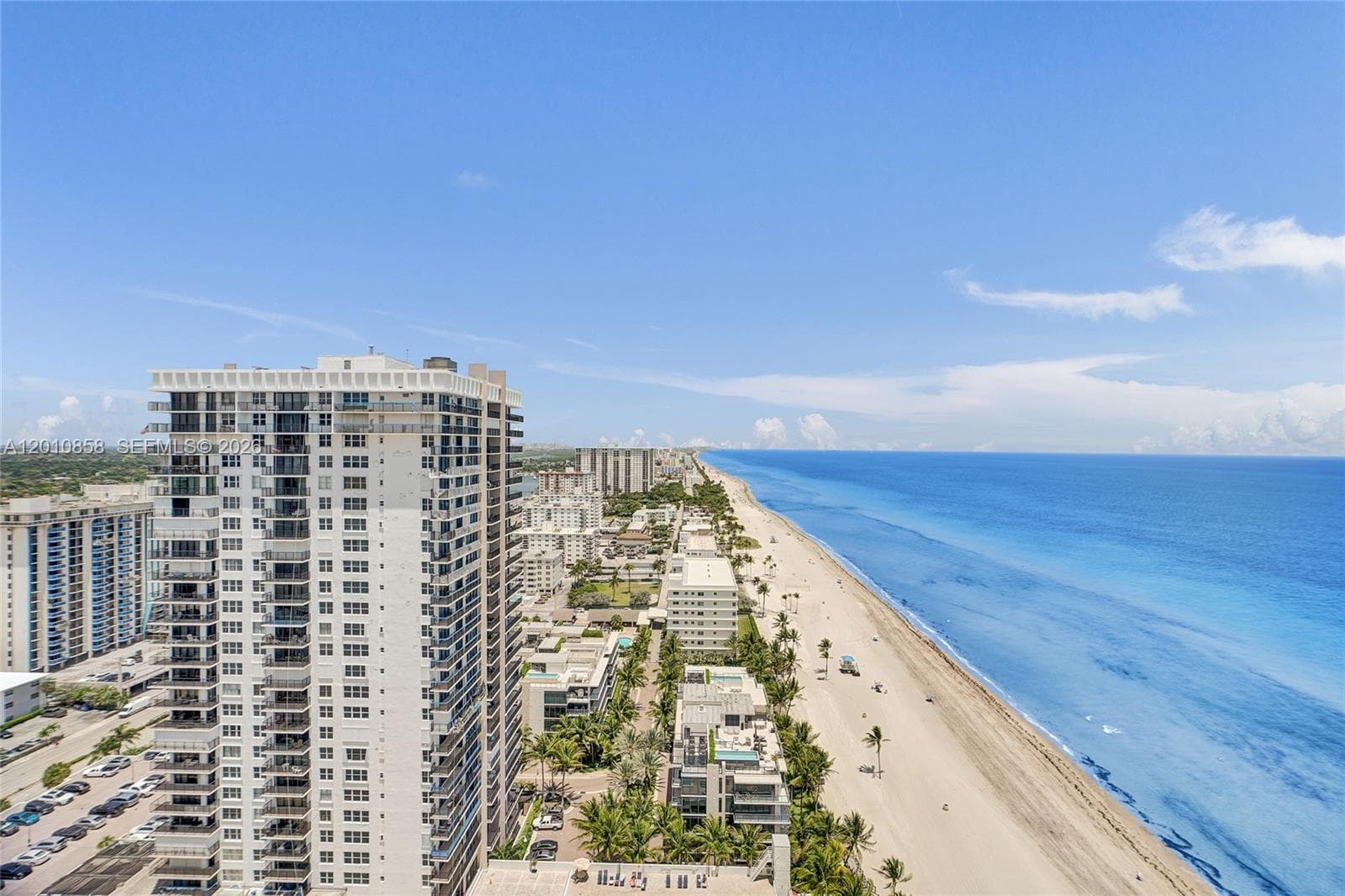 2301 Ocean Dr 2603 photo 3