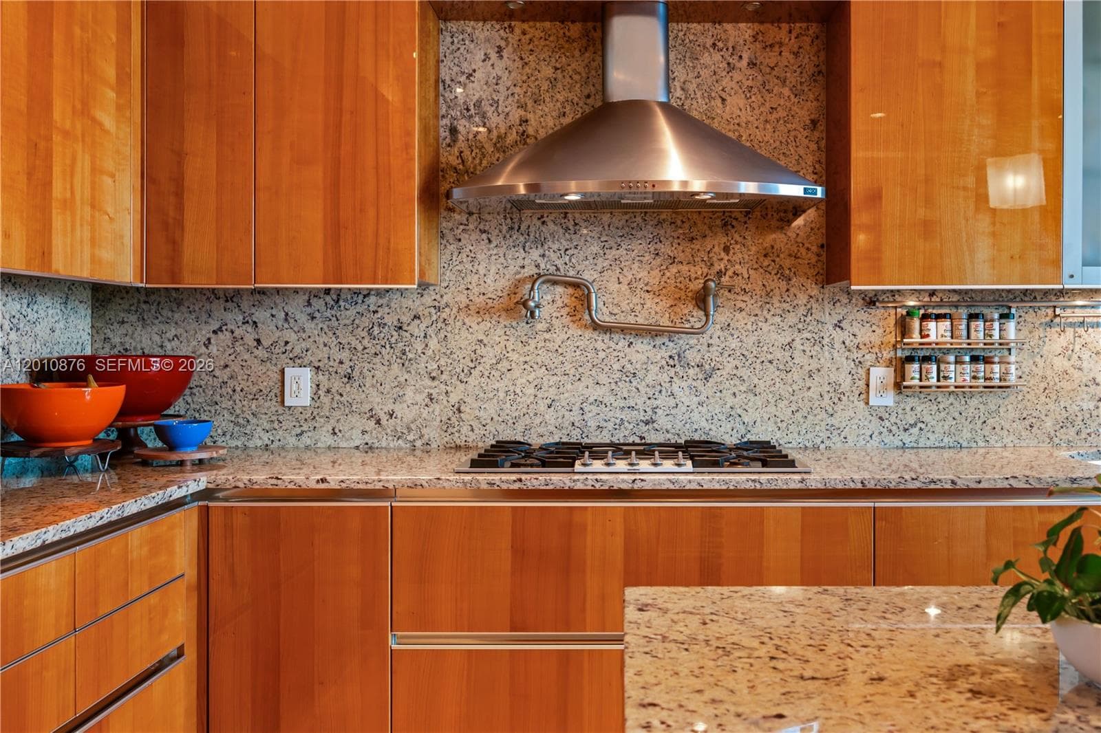 16051 Collins Ave 403 photo 12