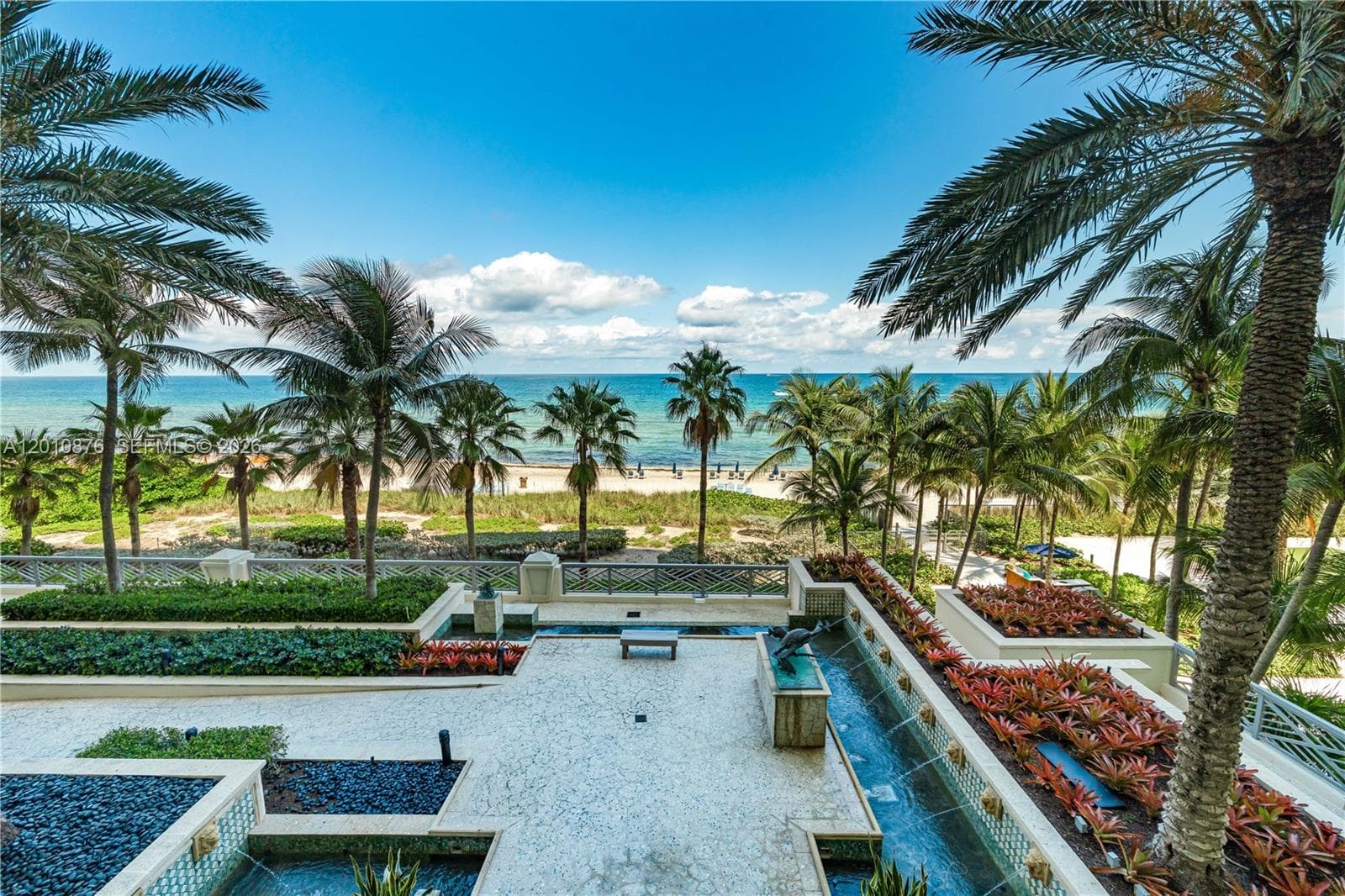 16051 Collins Ave 403 photo 18