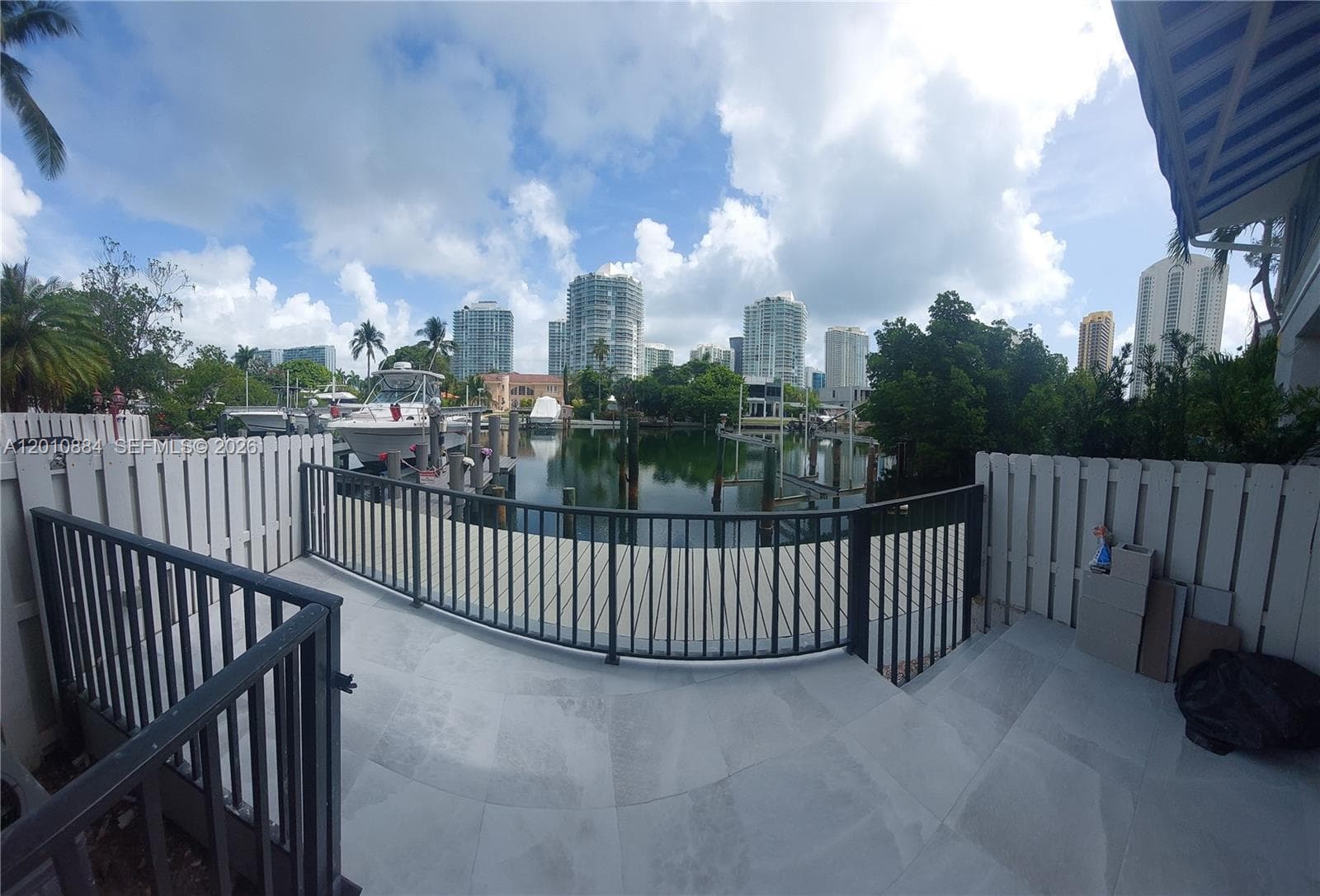255 Poinciana Dr 605 photo 2