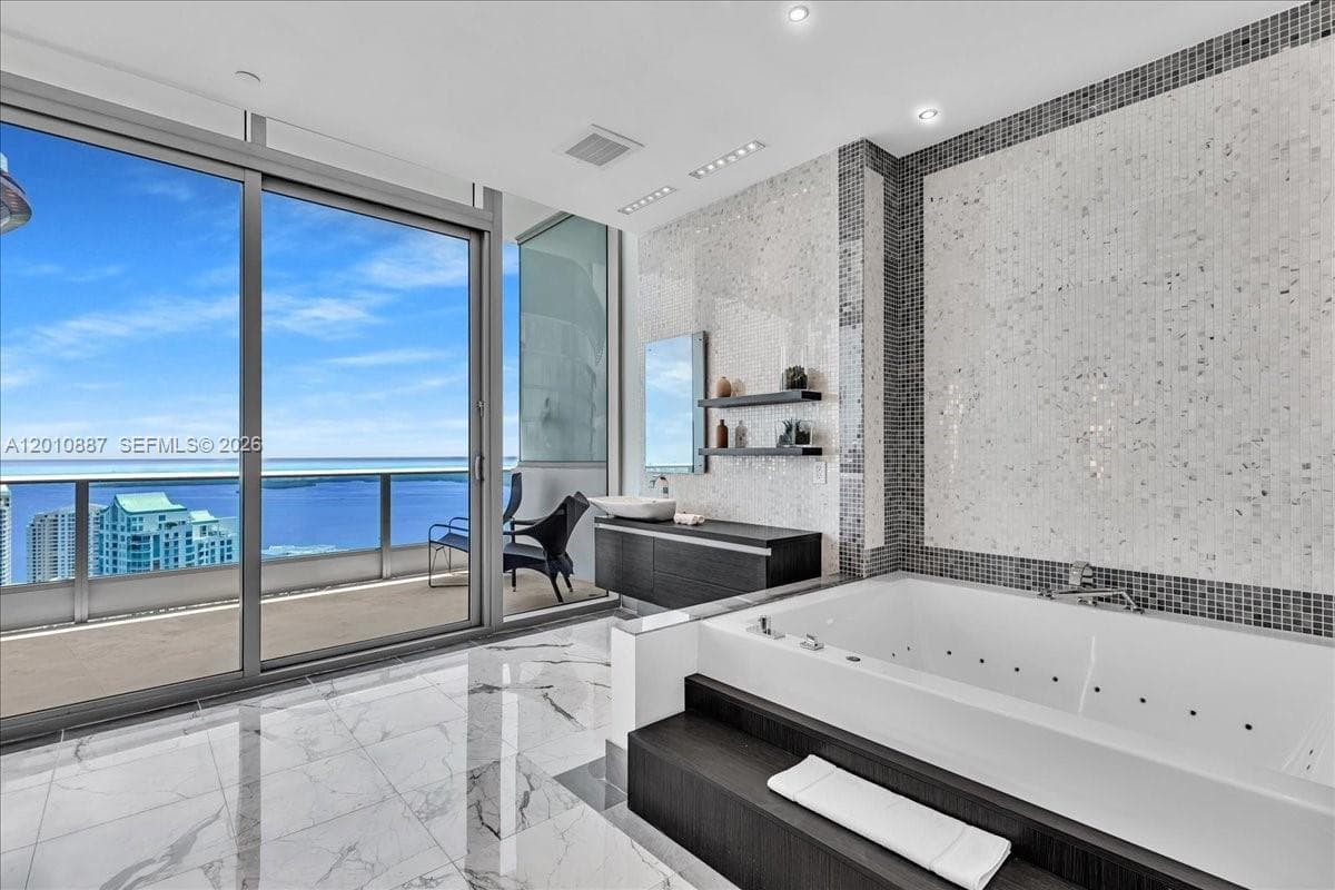 200 Biscayne Boulevard Way PH 5401 photo 16