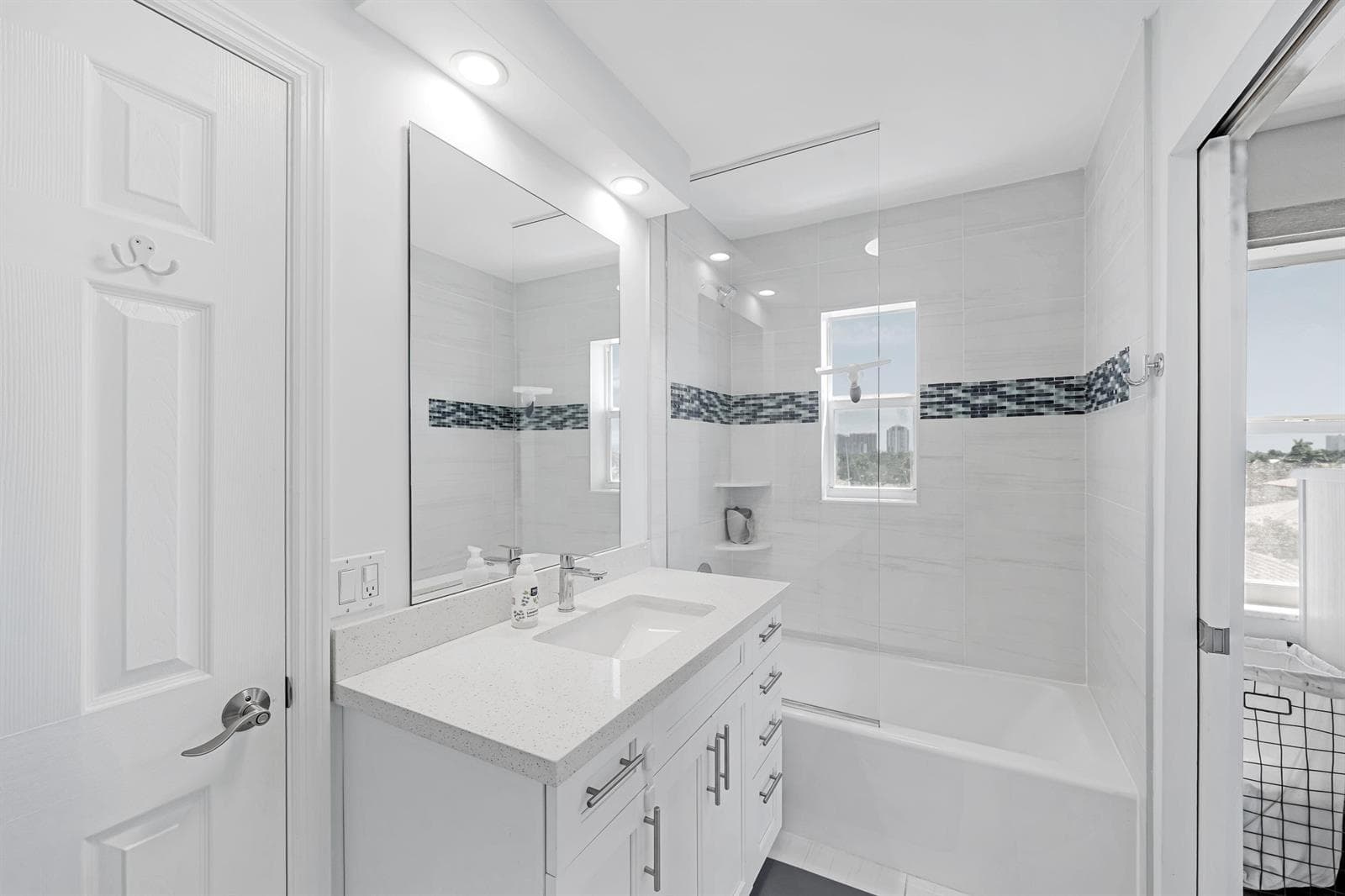 1770 E Las Olas Boulevard 607 photo 14