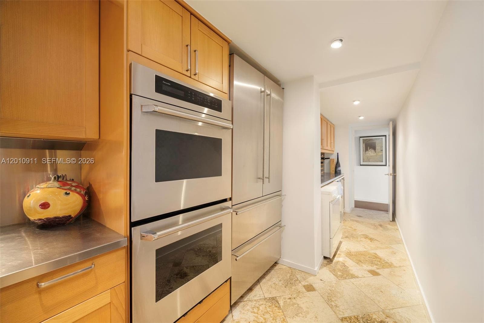 200 Ocean Lane Dr 401 photo 10