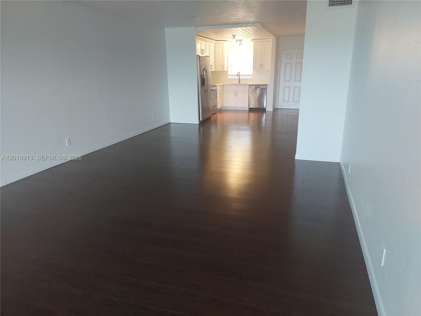 1617 15th St 605 photo 3