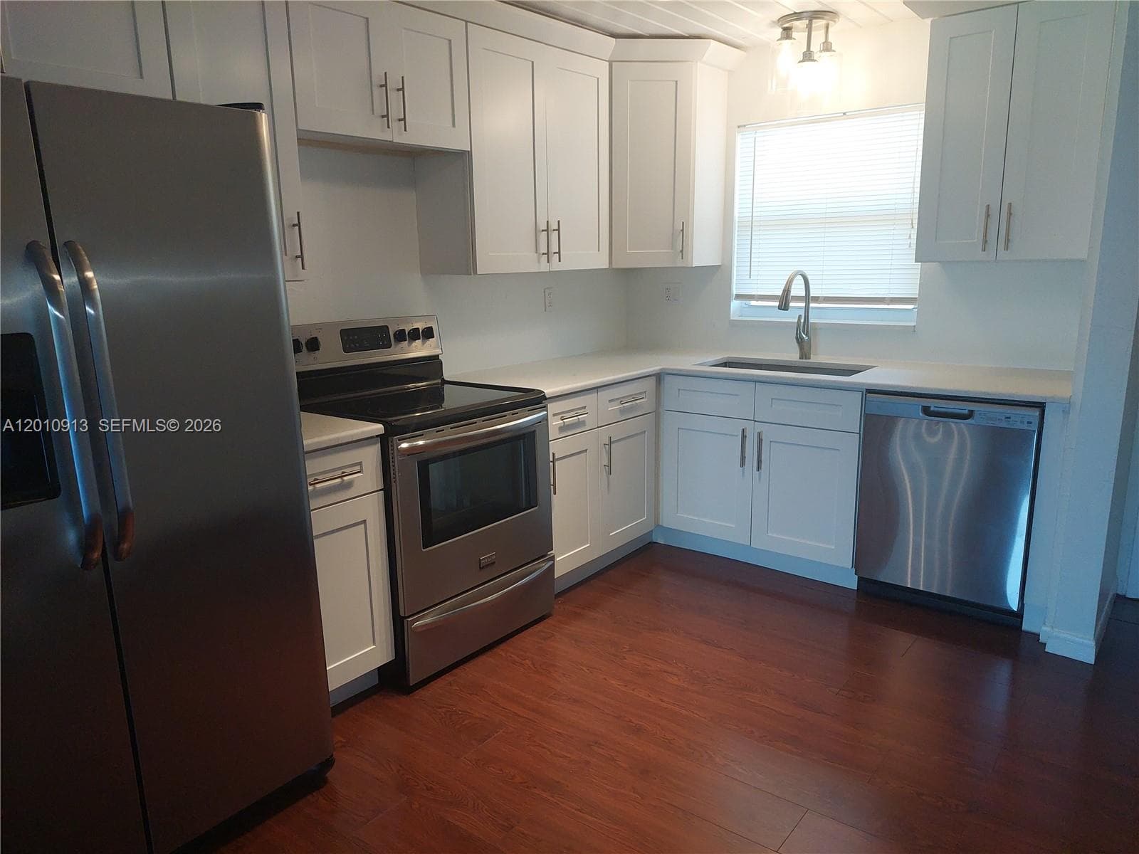 1617 15th St 605 photo 4