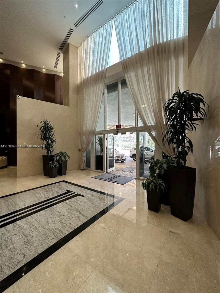 15811 Collins Ave 2802 photo 10