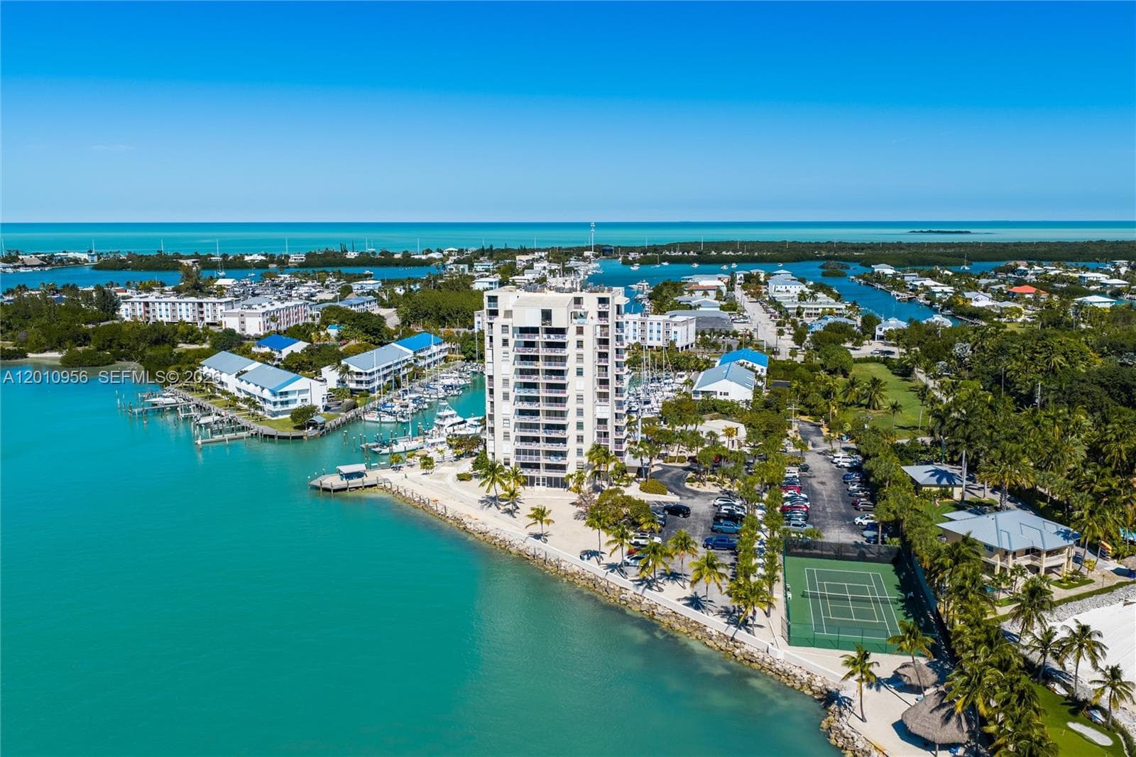 2000 Coco Plum Dr 2