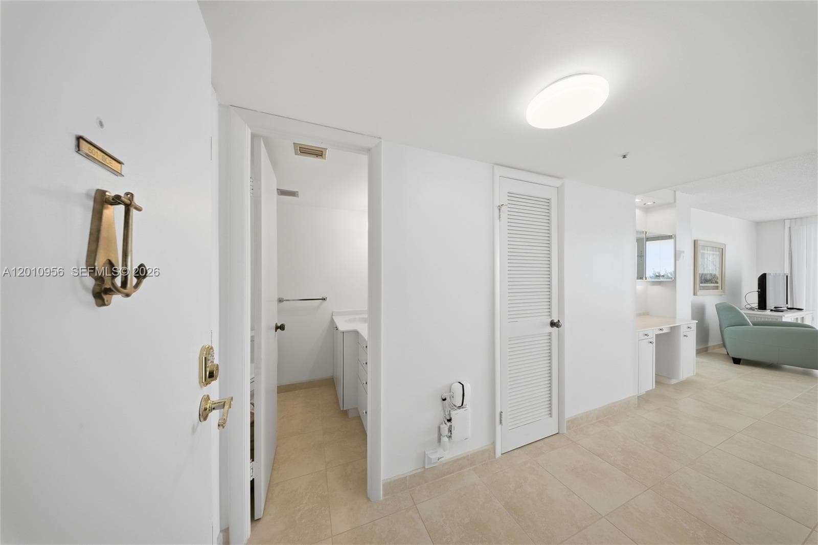 2000 Coco Plum Dr 601 photo 12