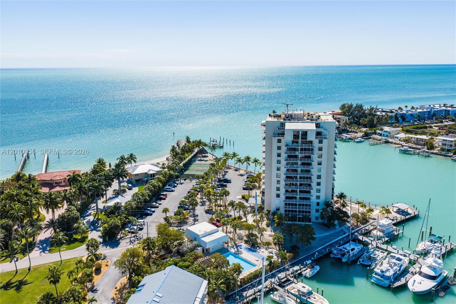 2000 Coco Plum Dr 601 photo 8