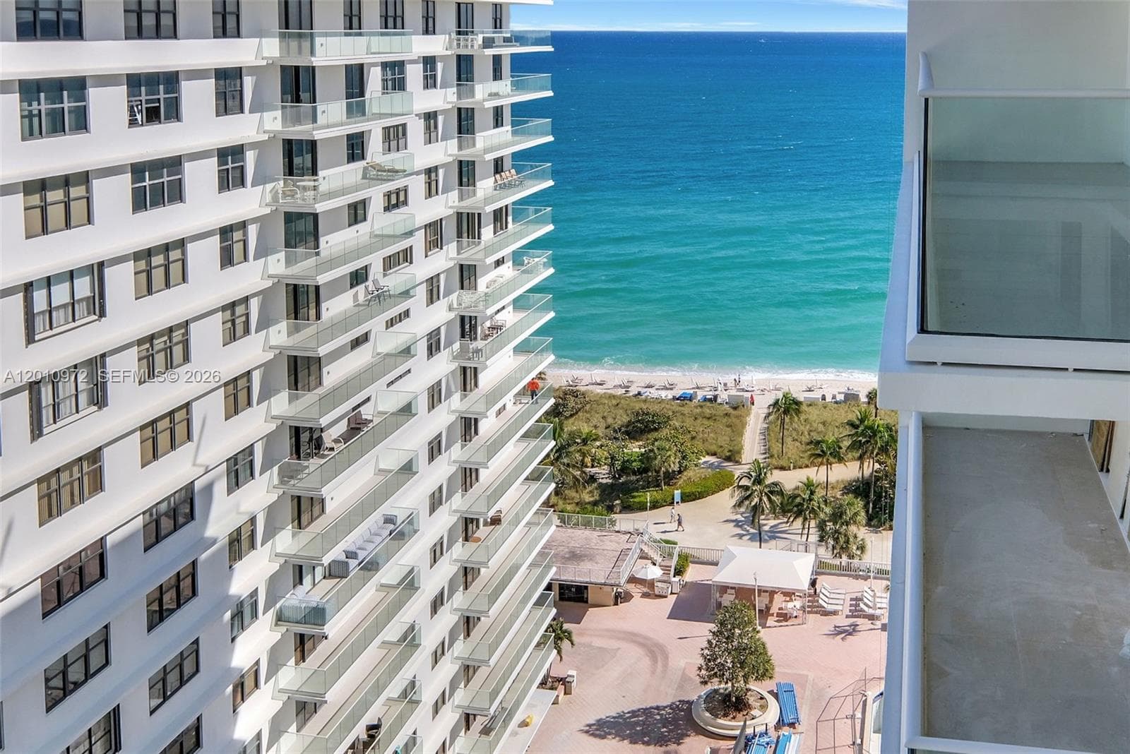 9801 Collins Ave 20T photo 1
