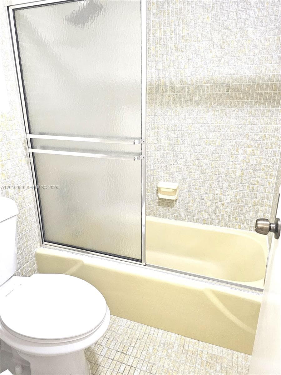 2097 Ocean Dr 305 photo 7