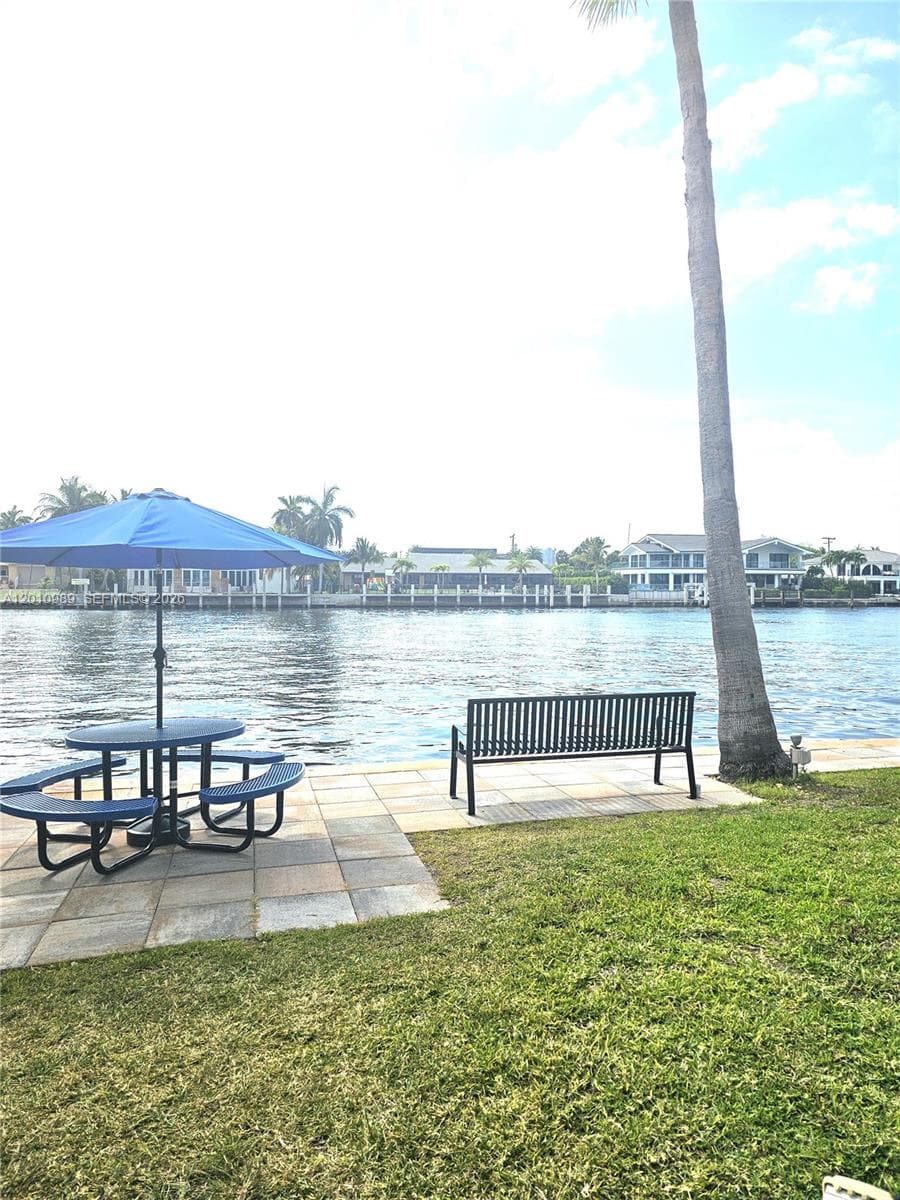 2097 Ocean Dr 305 photo 20