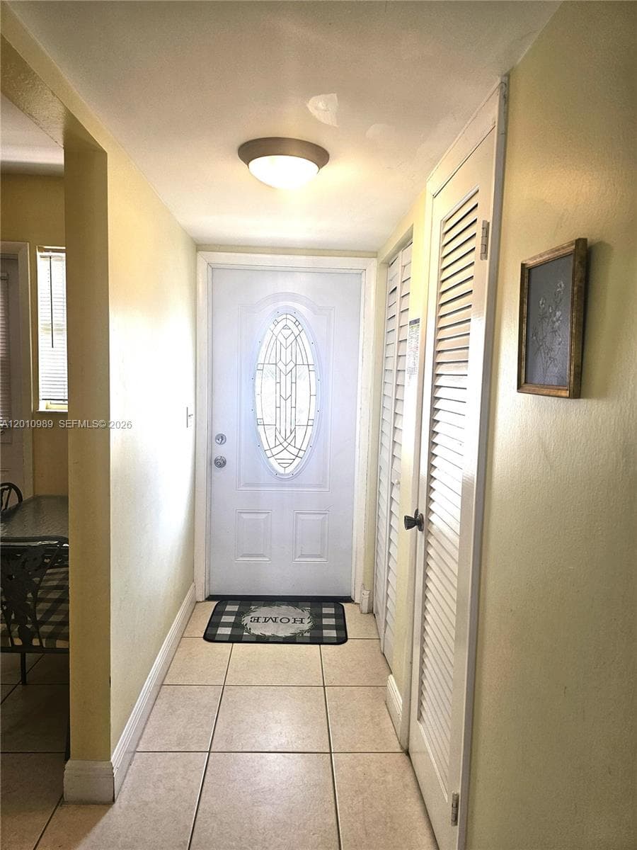 2097 Ocean Dr 305 photo 4