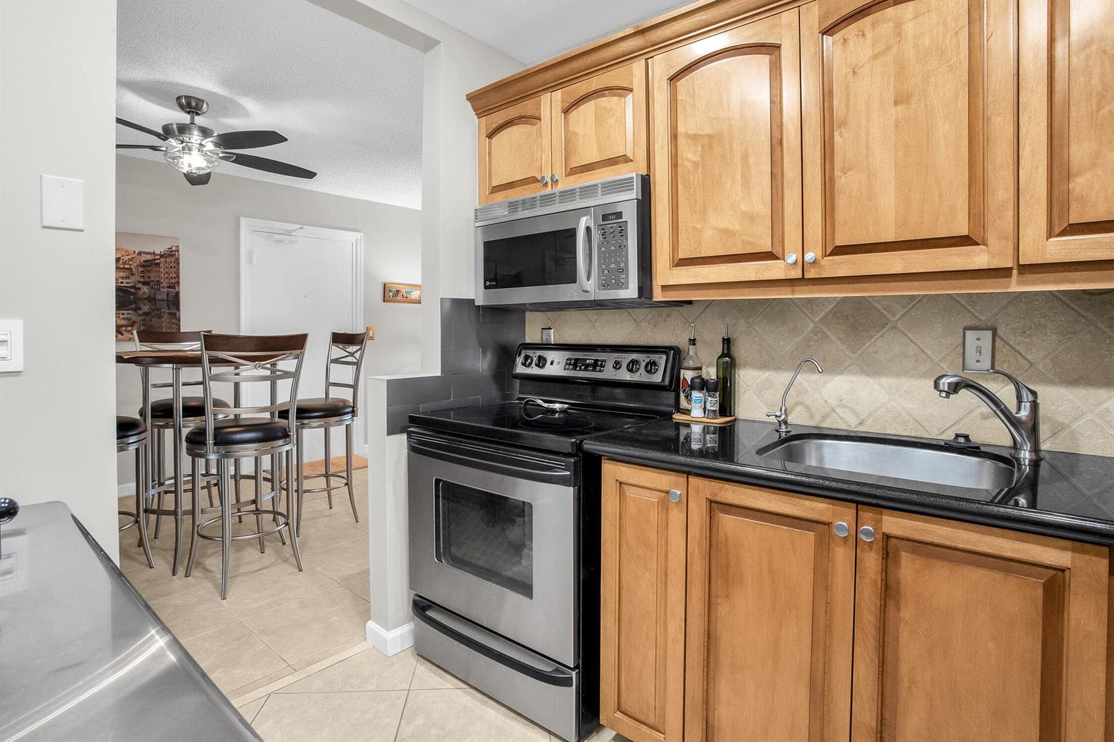 6345 Bay Club Drive 3 photo 14