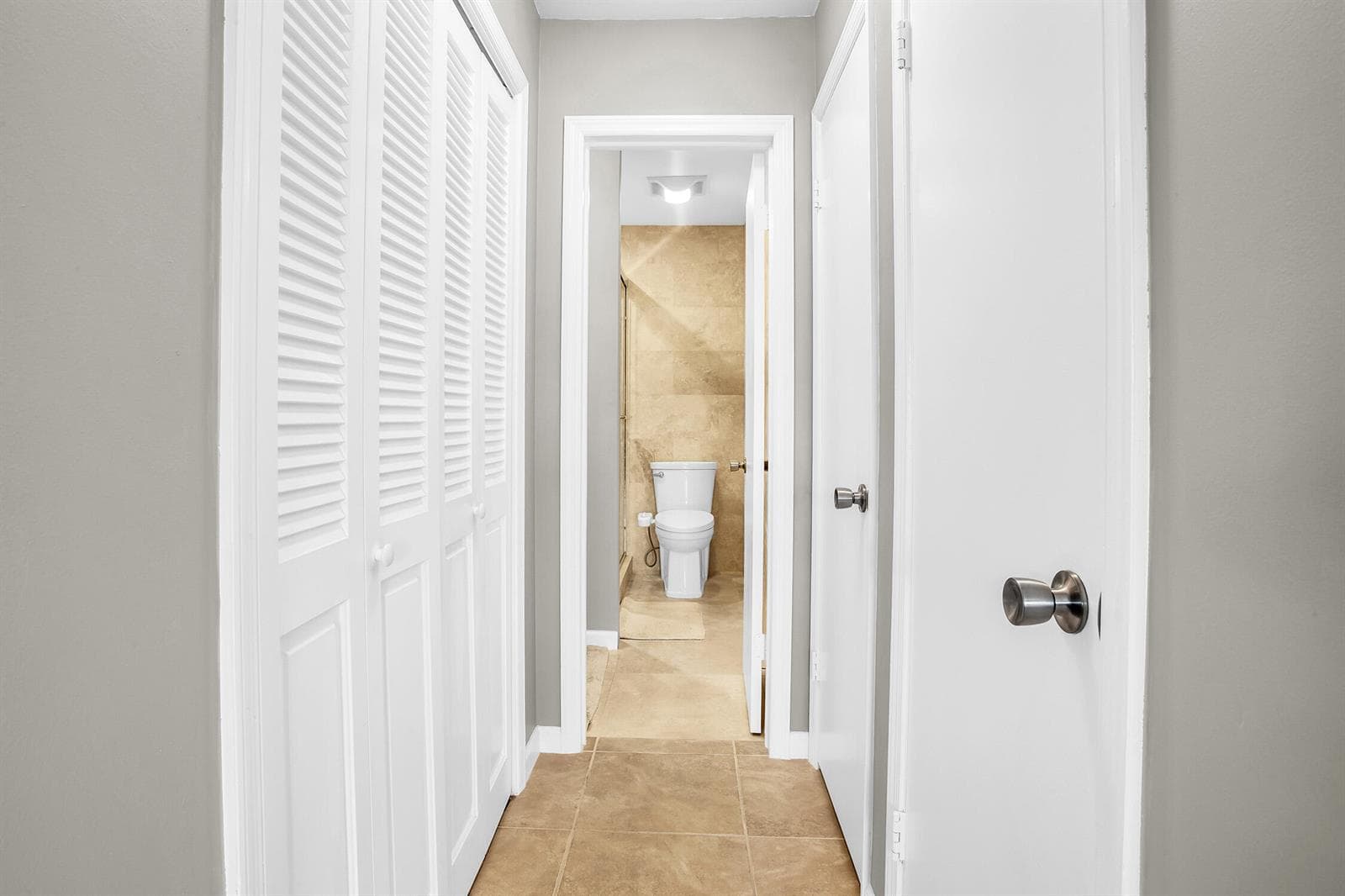 6345 Bay Club Drive 3 photo 19