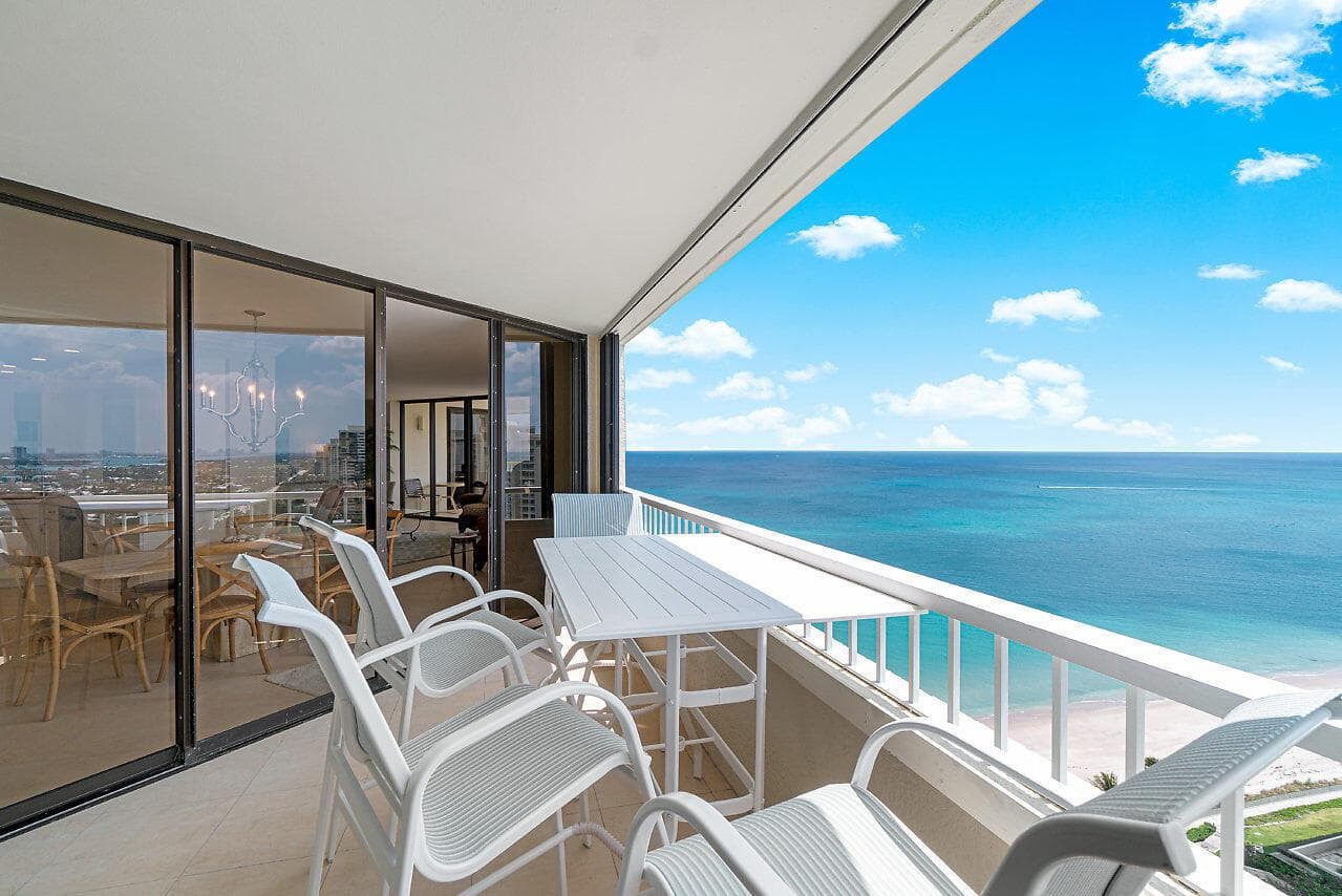 5080 N Ocean Drive 19d photo 2