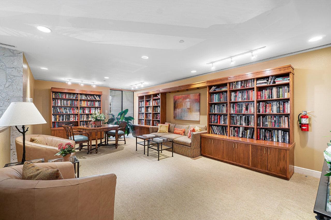 5080 N Ocean Drive 19d photo 24